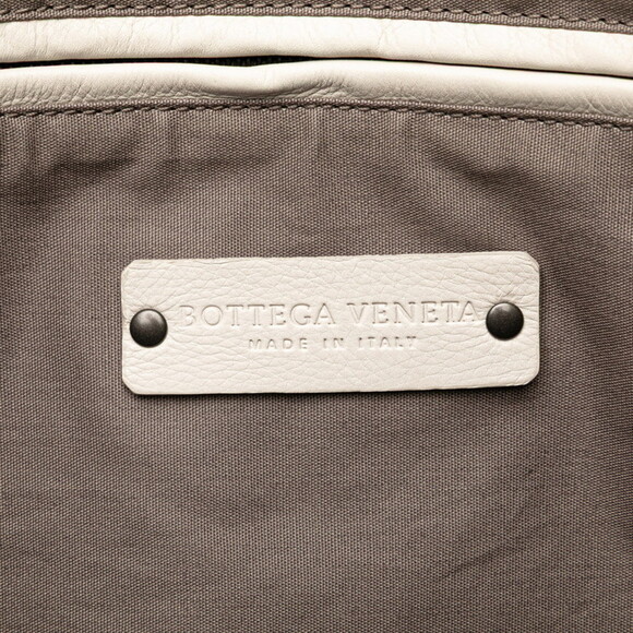 BOTTEGA VENETA White Leather Intrecciato Clutch Bag - Picture 9 of 12